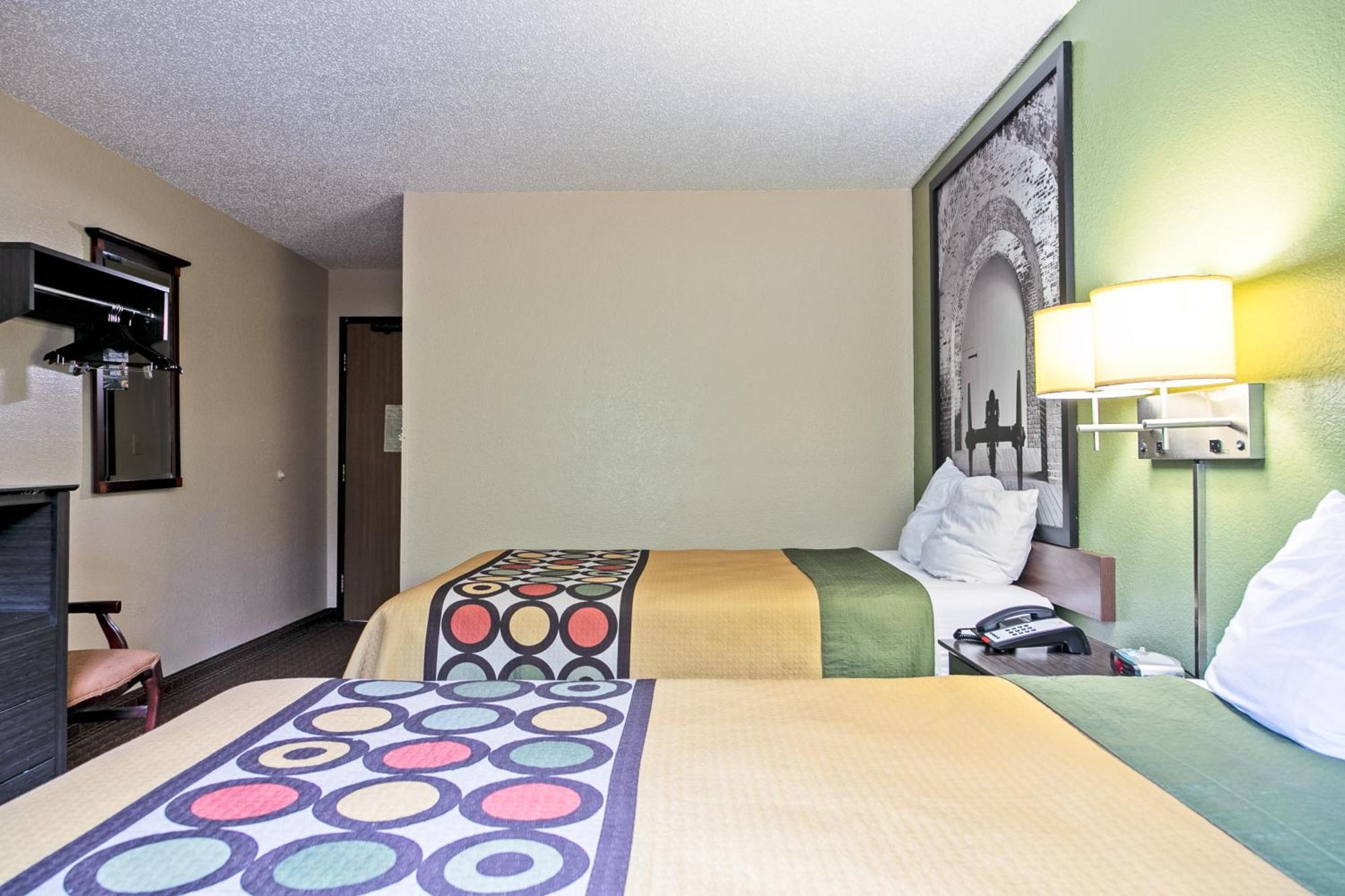 Super 8 By Wyndham Ft Eisenhower Area Motel Augusta